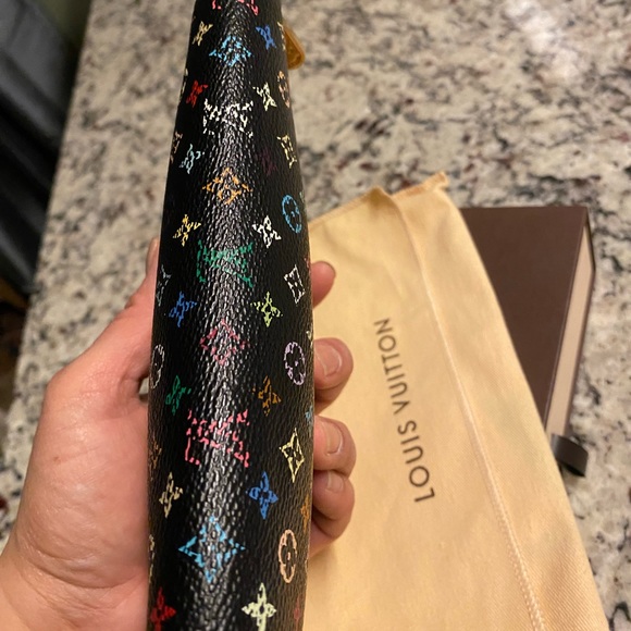 Authentic Louis Vuitton Monogram-Multicolor Zippy Wallet. - Picture 5 of 16